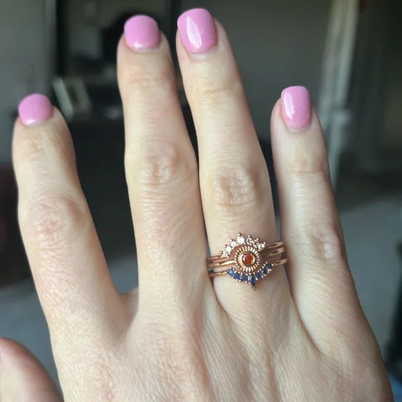 Rose Gold Sunburst 3 Piece Ring - Picture 6 of 12